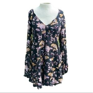 Forever 21 floral mini dress v neck size large